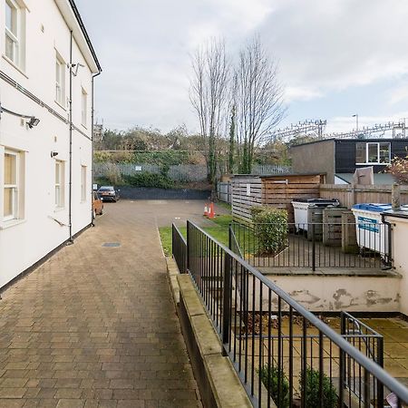 Watford Junction Apartment Exterior foto