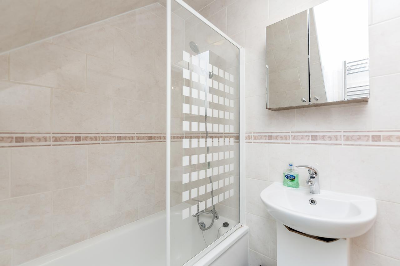 Watford Junction Apartment Exterior foto